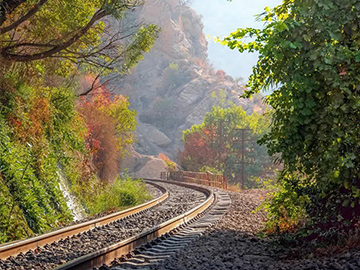 Access route to Bisheh village